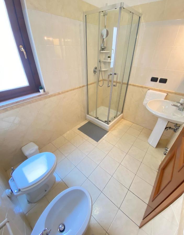 Sunset Escape Apartment - Panoramic Terrace Fiumicino Ngoại thất bức ảnh