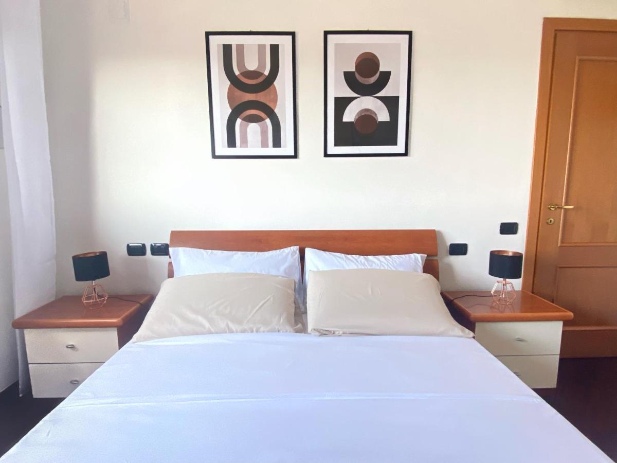 Sunset Escape Apartment - Panoramic Terrace Fiumicino Ngoại thất bức ảnh