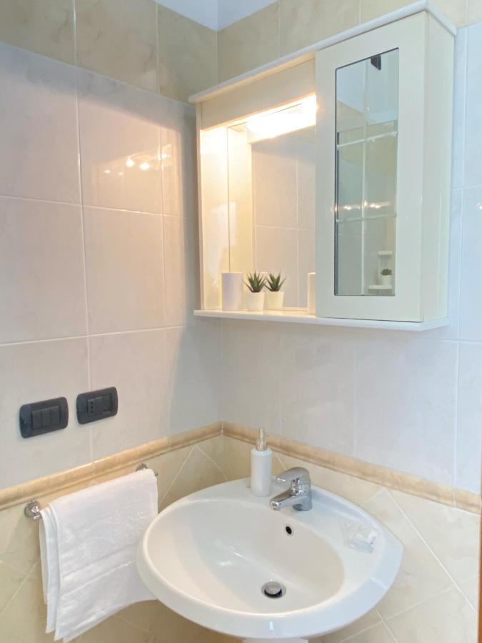 Sunset Escape Apartment - Panoramic Terrace Fiumicino Ngoại thất bức ảnh